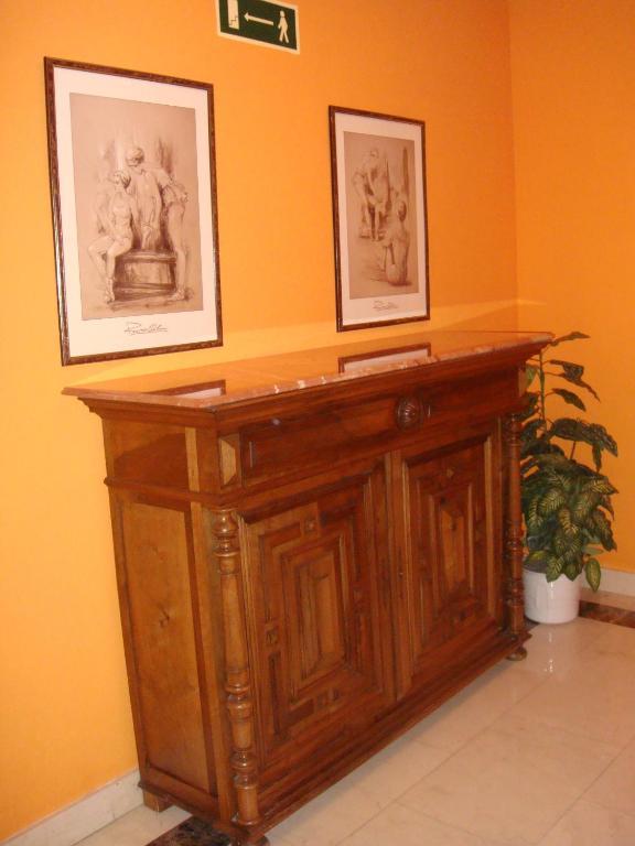 Hostal Serpol ปาเลนเซีย ภายนอก รูปภาพ